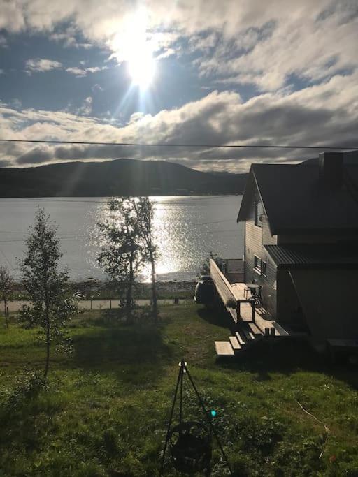 Trivelig Fritidshus Pa Arnes, Senja Straumstad 外观 照片